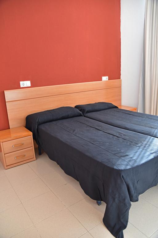 Apartamentos Ar Dosjoimi Lloret de Mar Luaran gambar