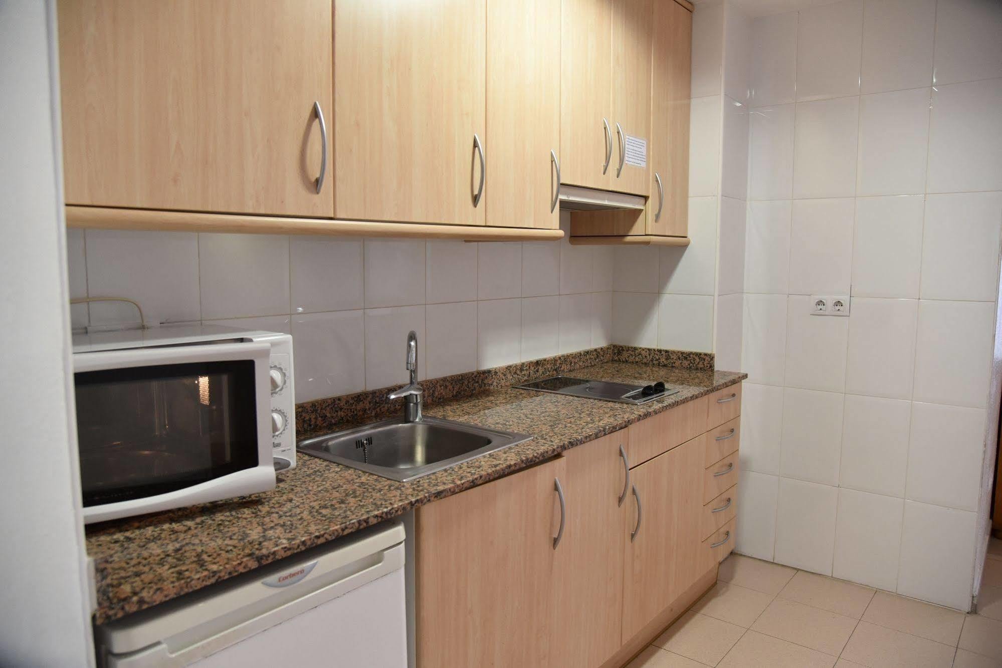 Apartamentos Ar Dosjoimi Lloret de Mar Luaran gambar